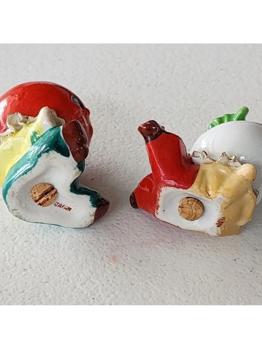 Vtg Japan ceramic anthropomorphic vegetable satl & pepper shakers